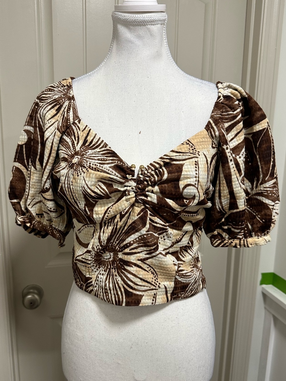 Sam Edelman Brown and Cream Floral Square-Neck Puff Sleeve Top